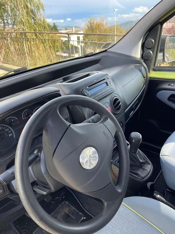 Usata Peugeot TePee Premium 75 CV (55 kW) 2011 Giallo Station wagon