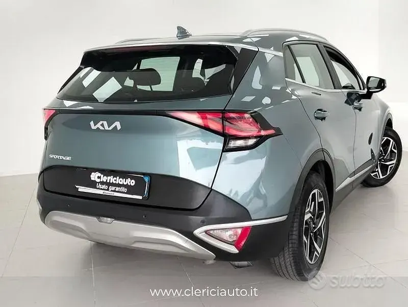 Usata Kia Sportage 150 CV (110 kW) 2022 Verde SUV