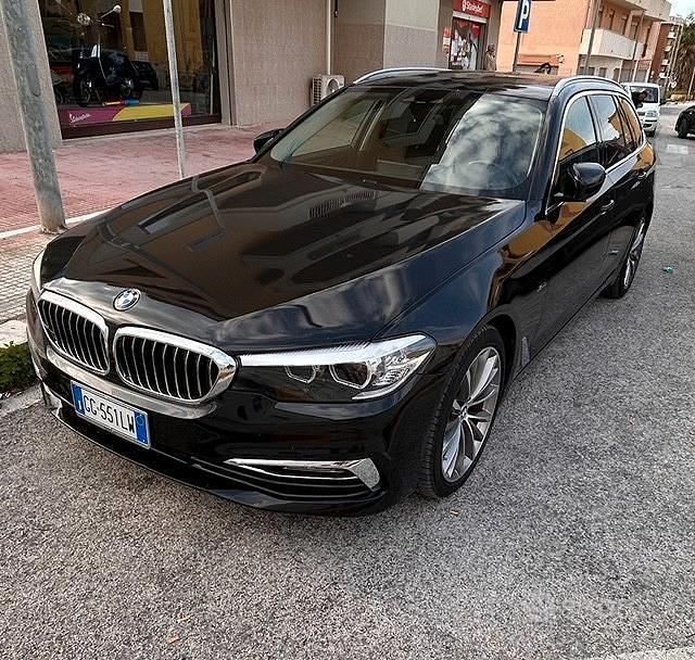 Nero Usata 2018 BMW 520 Luxury Line Station wagon | 17.990 € (Buon prezzo) - Immagine 1/4