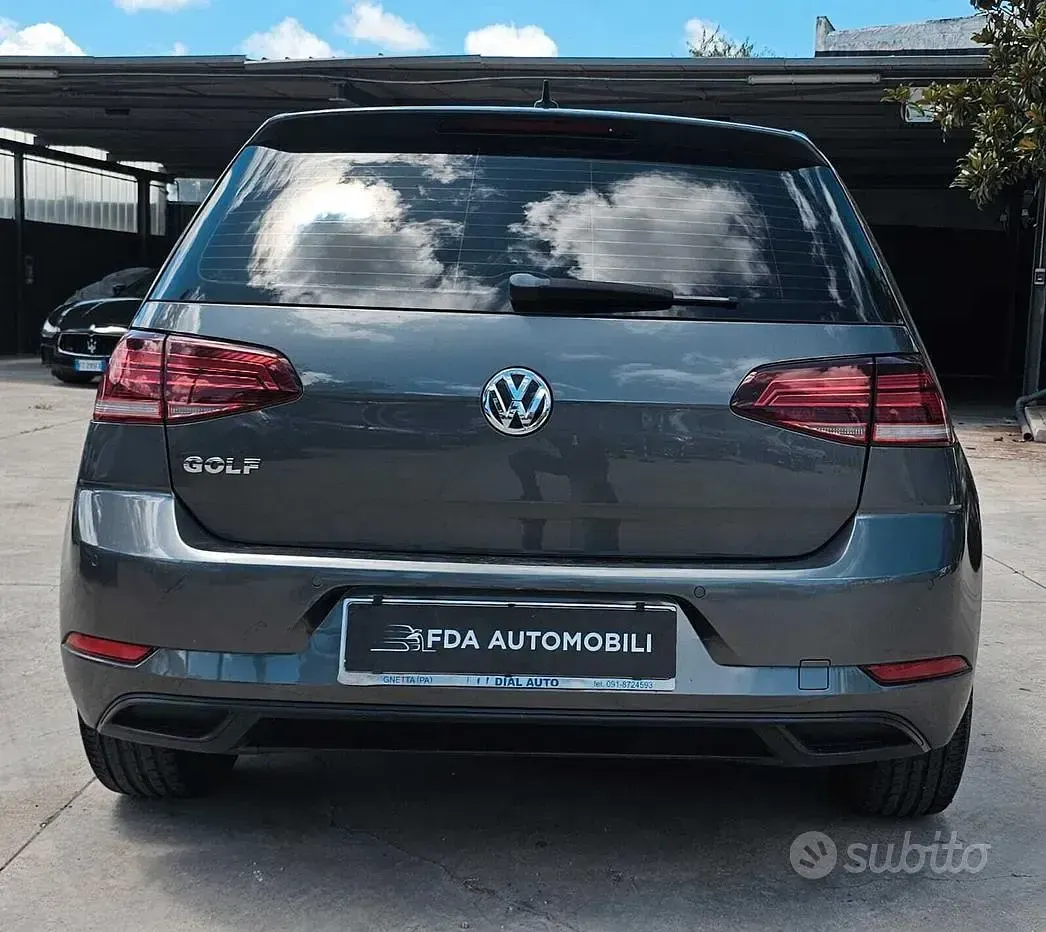 Usata VW Golf VII 85 CV (62 kW) 2018 Grigio Berlina