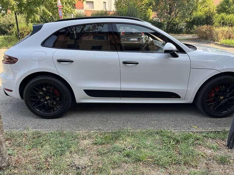 Usata 2018 Porsche Macan SUV | 47.000 € (Buon prezzo) - Immagine 1/4