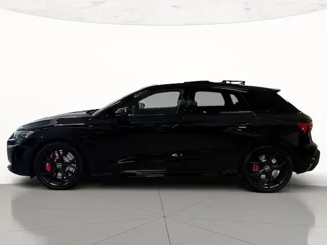 Ny Audi RS3 Sportback Comfort 400 HK (294 kW) 2026 Sort Hatchback