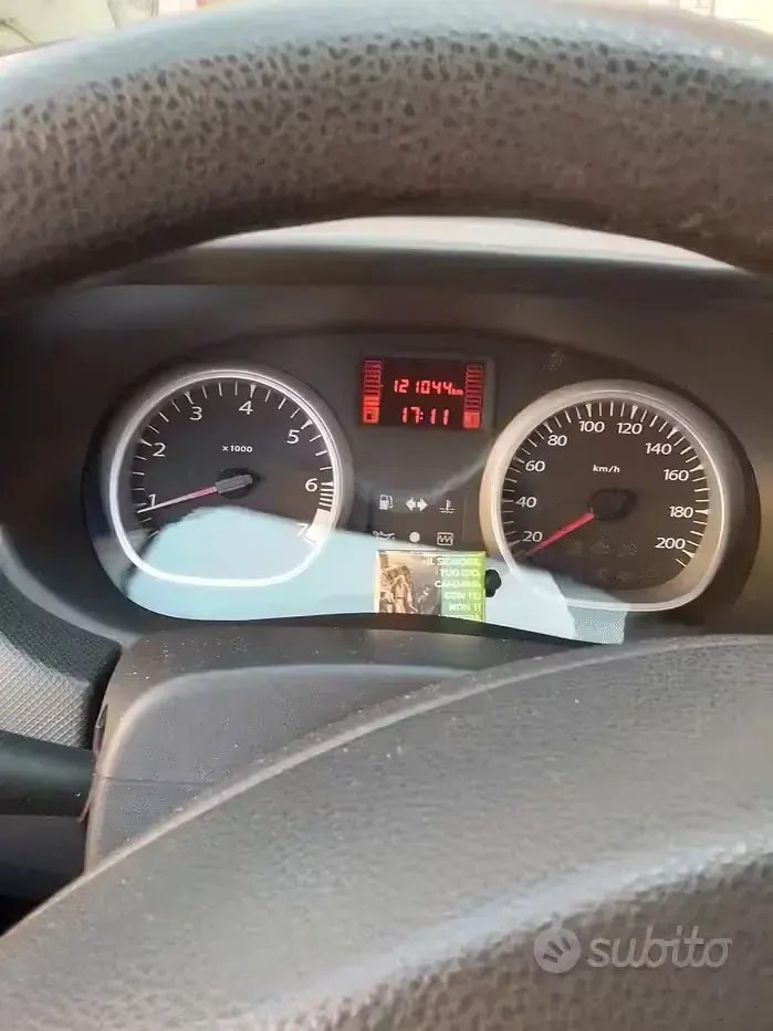 Usata Dacia Duster 105 CV (77 kW) 2010 Grigio SUV
