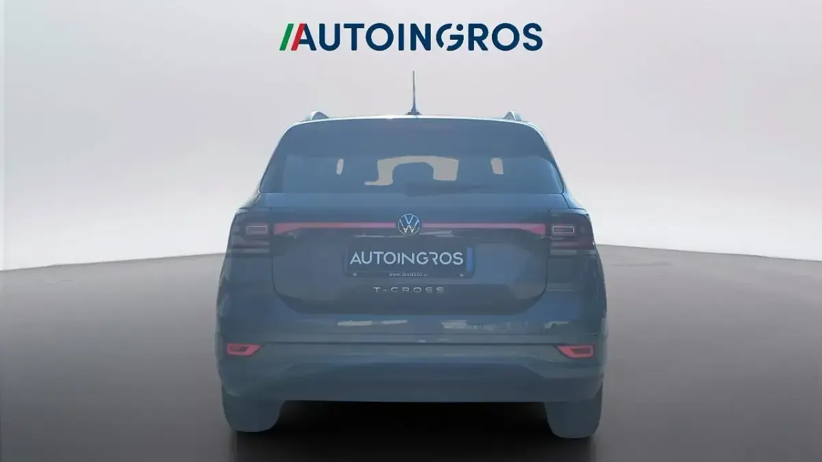 Usata VW T-Cross Sportline 110 CV (80 kW) 2024 Grigio SUV