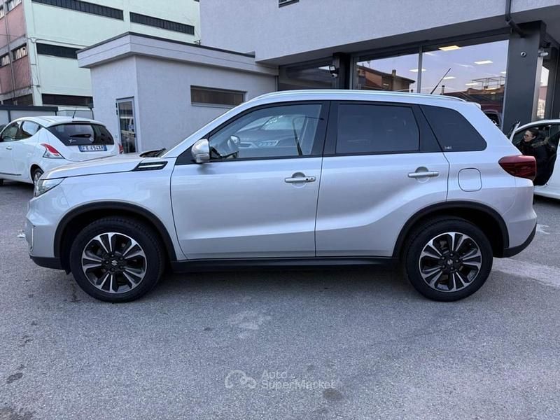 Usata Suzuki Vitara 129 CV (94 kW) 2021 Argento SUV