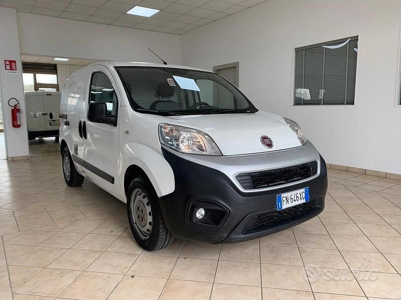 Usata Fiat Fiorino 77 CV (56 kW) 2018 Bianco Monovolume