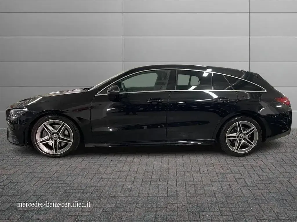 Usata Mercedes CLA200 Shooting Brake Premium 150 CV (110 kW) 2023 Nero notte Station wagon