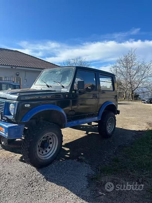 Usata Suzuki Samurai 64 CV (47 kW) 1990 Nero SUV
