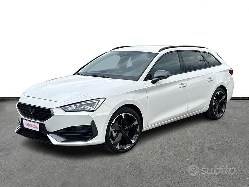 Usata Cupra Leon 150 CV (110 kW) 2023 Bianco Station wagon