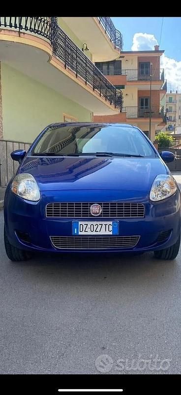 Usata Fiat Grande Punto 77 CV (56 kW) 2009 Utilitaria