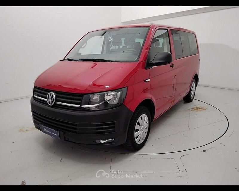 Usata VW Caravelle Comfortline 150 CV (110 kW) 2016 Rosso Monovolume