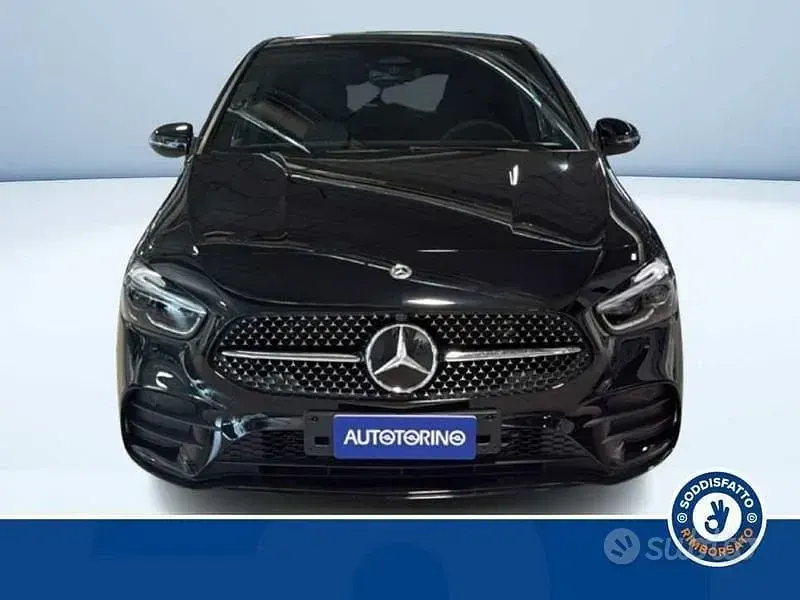 Nuova Mercedes B180 AMG 116 CV (85 kW) 2026 Nero Utilitaria