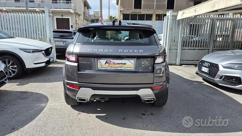 Usata Land Rover Range Rover evoque SE 150 CV (110 kW) 2018 Grigio SUV