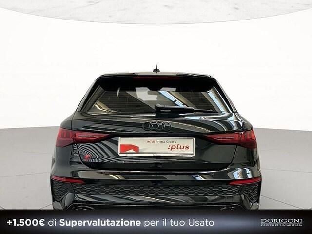 Usata Audi RS3 Sportback Ambiente 400 CV (294 kW) 2022 Nero mythos metallizzato Utilitaria