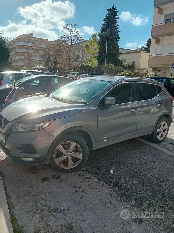 Usata Nissan Qashqai 2019 Grigio SUV