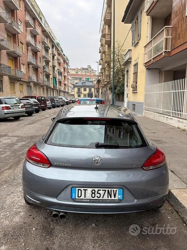 Begagnad VW Scirocco 160 HK (117 kW) 2009 Grå Sportkupé