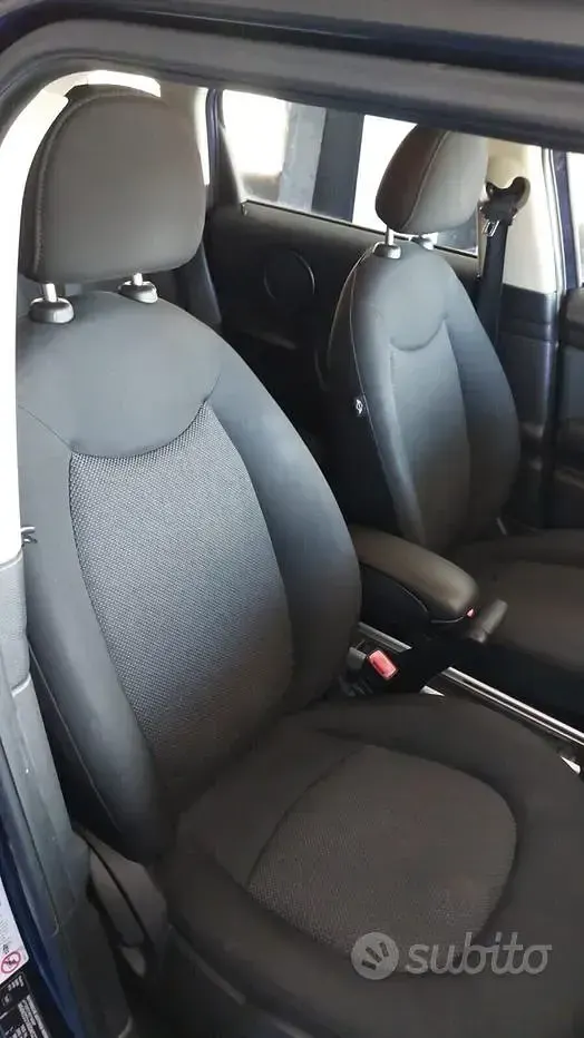 Usata Mini Cooper D Countryman Business 111 CV (81 kW) 2015 Blu SUV