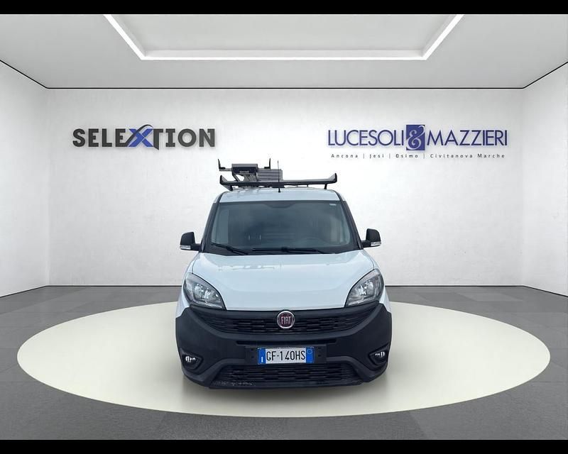 Usata Fiat Doblò Easy 119 CV (87 kW) 2021 Bianco Monovolume