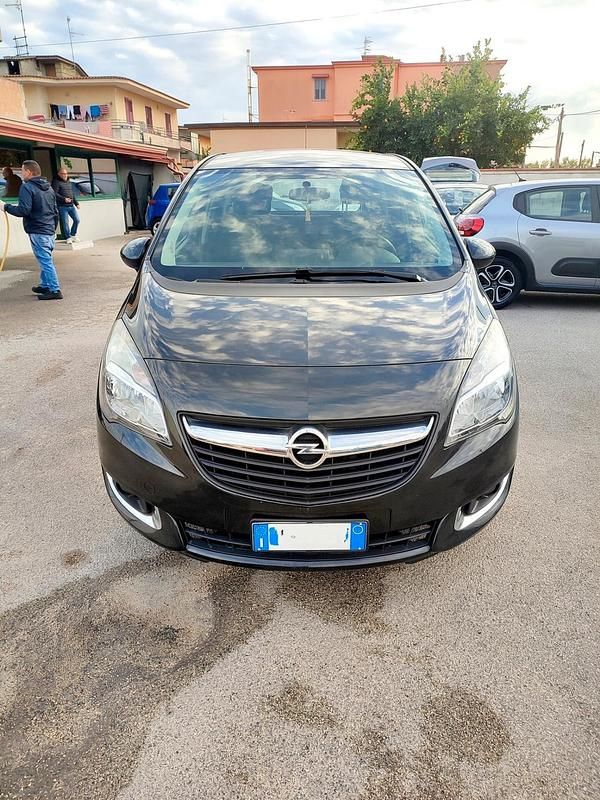 Usata Opel Meriva 95 CV (69 kW) 2016 Nero Monovolume