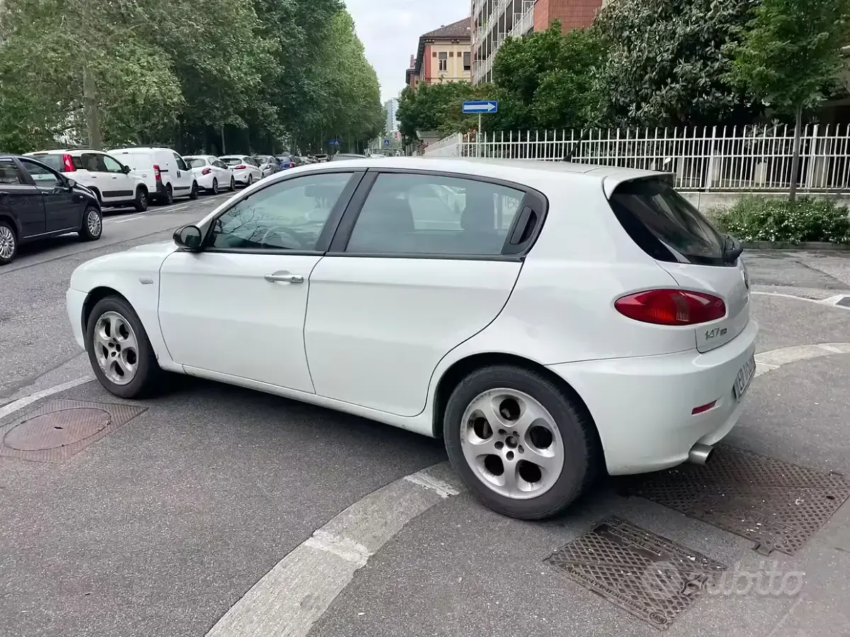 Occasion Alfa Romeo 147 Progression 105 ch (77 kW) 2009 Blanc Citadine