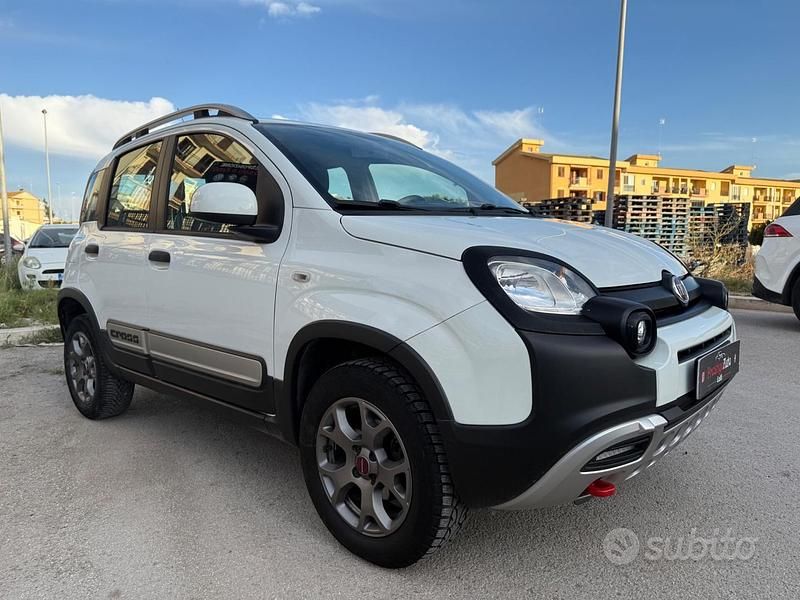 Usata Fiat Panda Cross Cross 80 CV (58 kW) 2014 Bianco Utilitaria