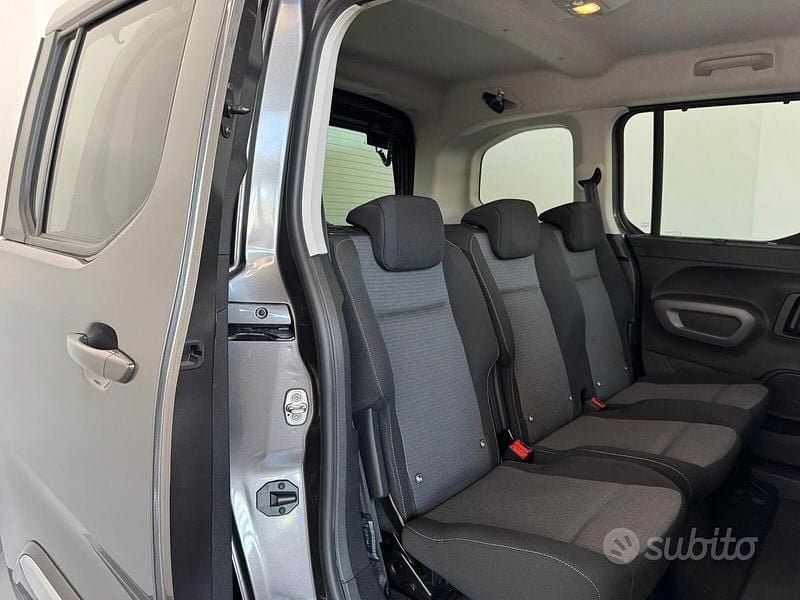 Gebraucht Toyota Proace Verso City 110 PS (80 kW) 2021 Grau Kombi