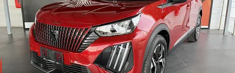 Usata Peugeot 2008 Allure 102 CV (75 kW) 2020 Nero SUV