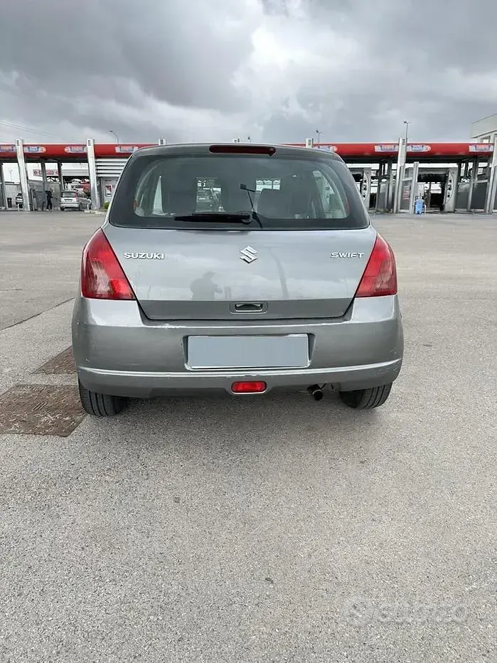 Brugt Suzuki Swift 69 HK (50 kW) 2006 Hatchback