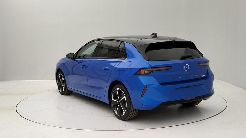 Usata Opel Astra Elegance 150 CV (110 kW) 2023 Blu Berlina