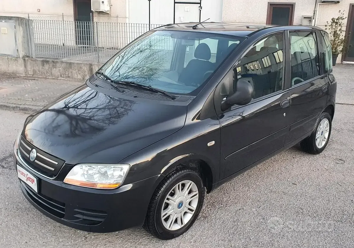 Usata Fiat Multipla Emotion 103 CV (75 kW) 2006 Monovolume