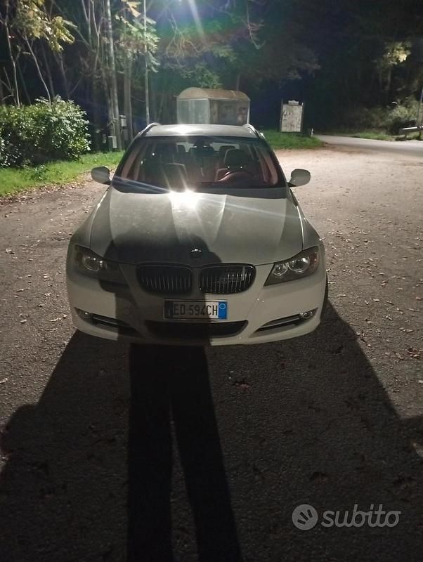 Usata BMW 316 116 CV (85 kW) 2011 Bianco Berlina