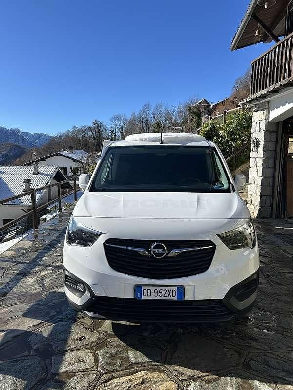 Usata Opel Combo 131 CV (96 kW) 2021 Bianco Monovolume