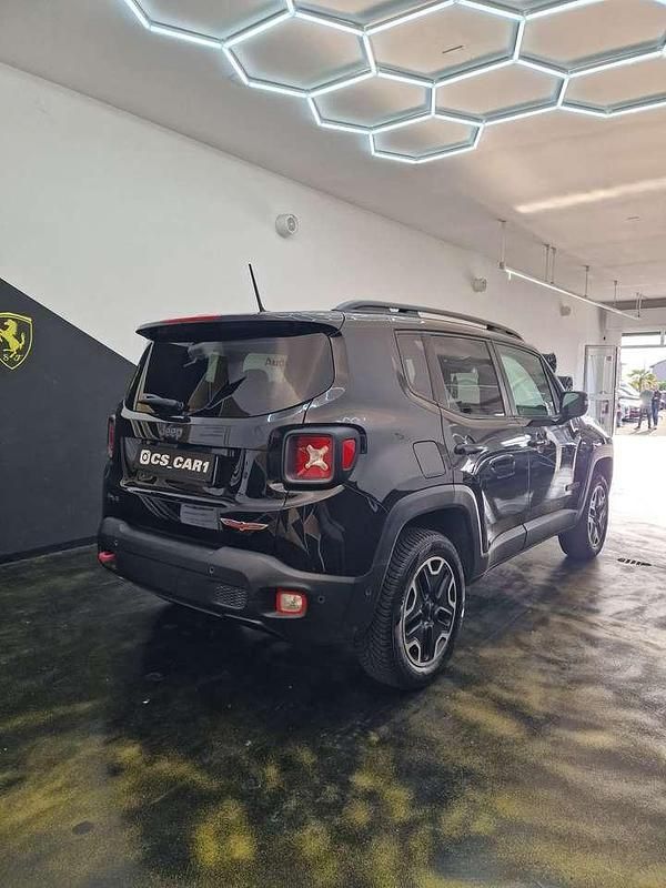 Usata Jeep Renegade Trailhawk 170 CV (125 kW) 2016 Nero SUV