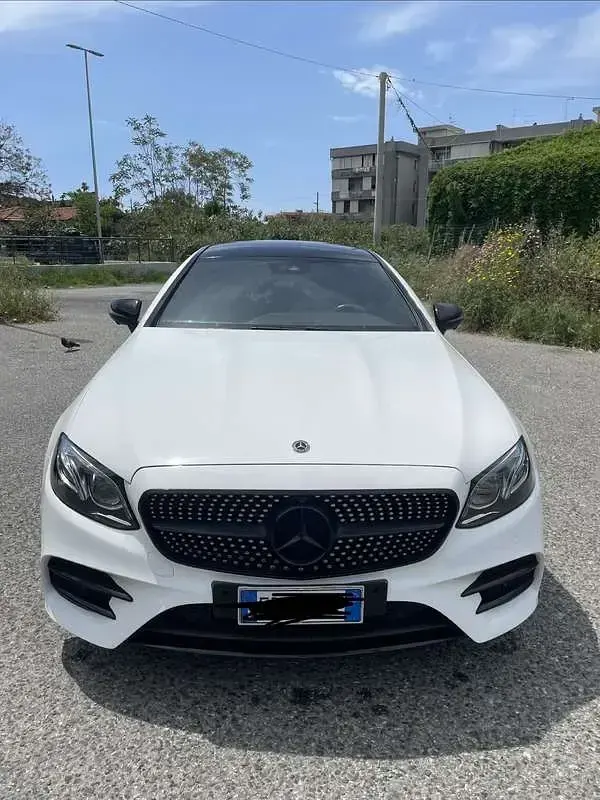 Usata Mercedes E220 Premium 194 CV (142 kW) 2018 Coupé