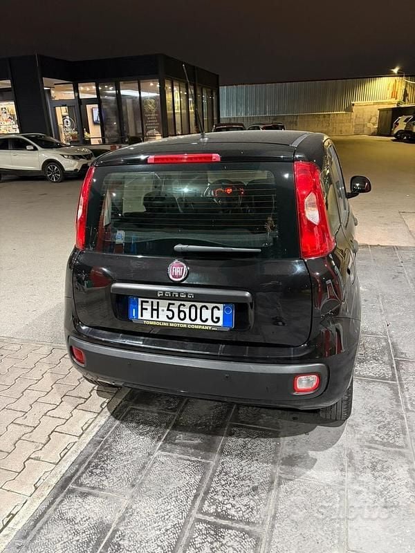 Usata Fiat Panda 69 CV (50 kW) 2017 Nero Berlina