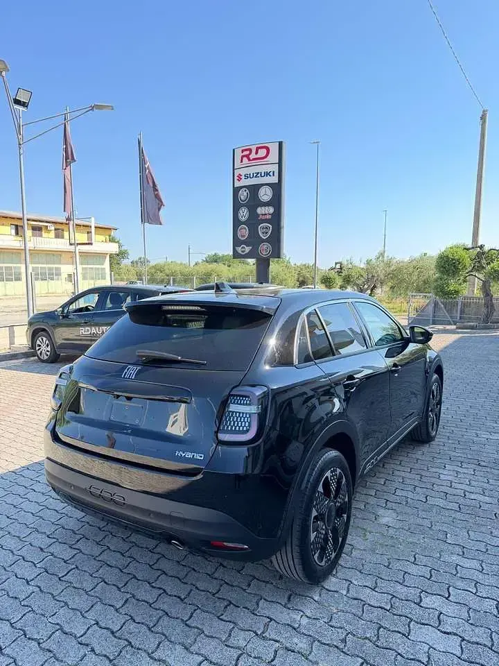 Usata Fiat 600 La Prima 101 CV (74 kW) 2025 Nero SUV