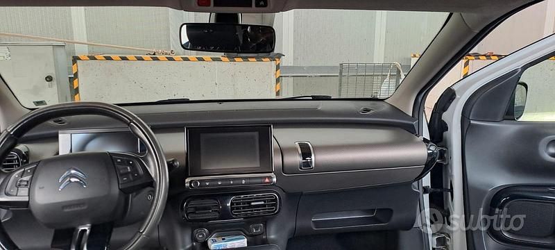 Usata Citroën C4 Shine 100 CV (73 kW) 2016 Bianco Berlina