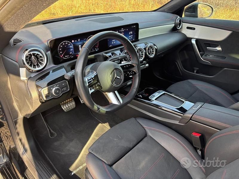 Usata Mercedes CLA200 Shooting Brake Premium 150 CV (110 kW) 2024 Nero Station wagon