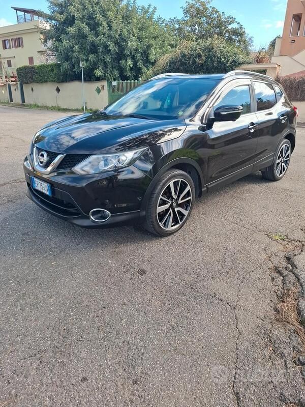 Usata Nissan Qashqai Tekna 110 CV (80 kW) 2014 Nero SUV