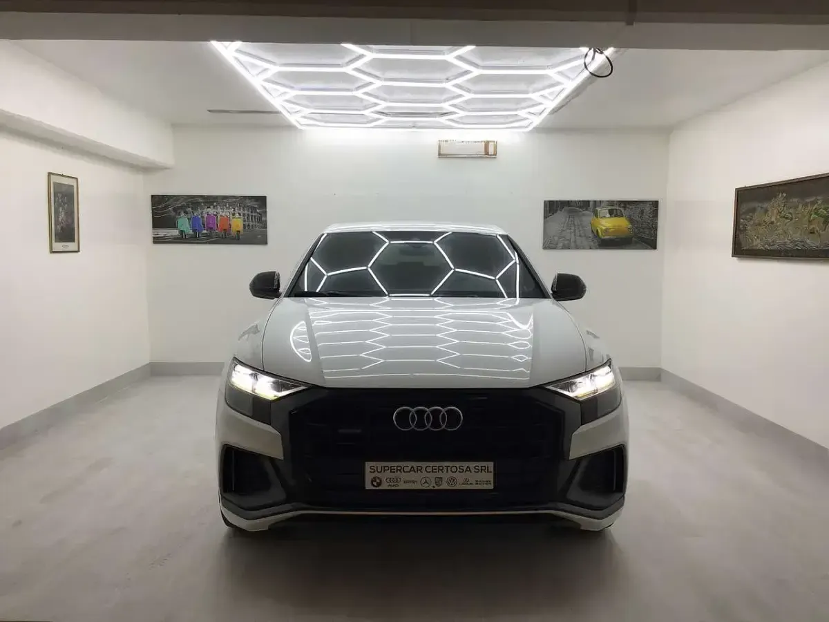 Usata Audi Q8 S-Line 286 CV (210 kW) 2022 Bianco SUV