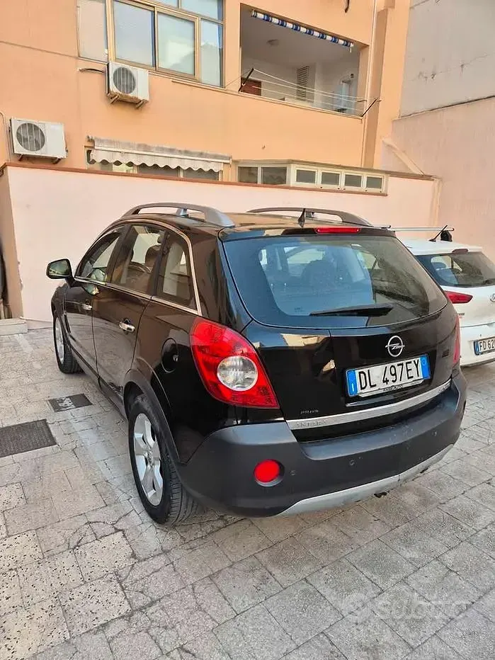 Usata Opel Antara 150 CV (110 kW) 2008 Nero SUV