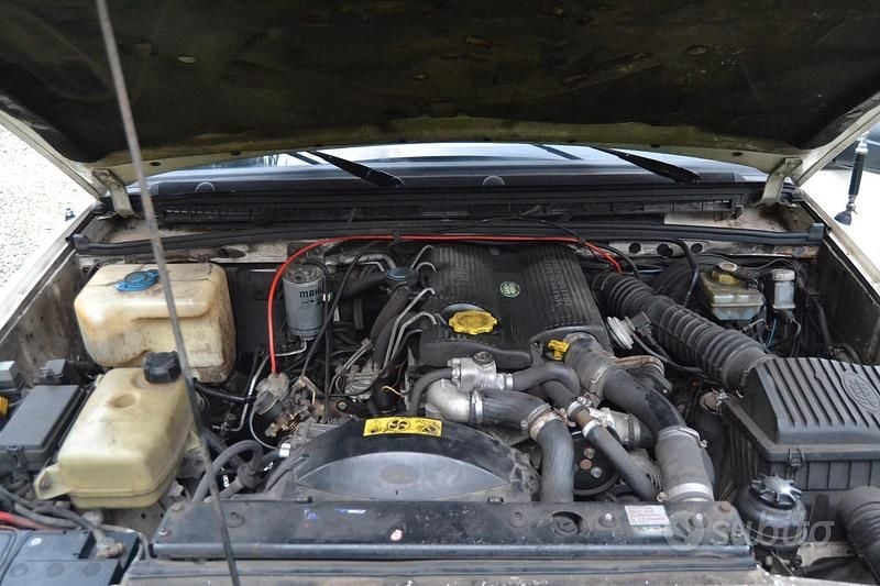 Usata Land Rover Discovery 113 CV (83 kW) 1996 Bianco SUV