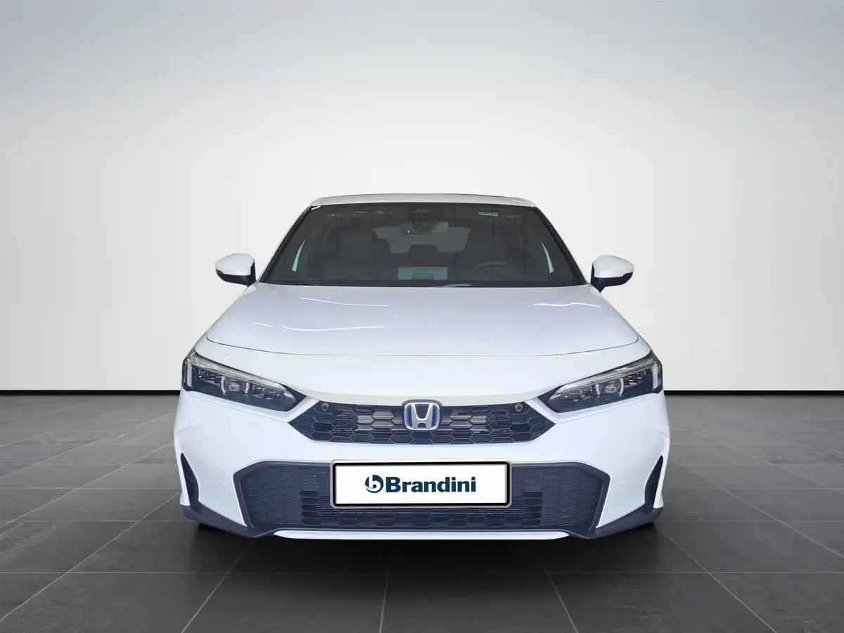 Nuova Honda Civic Advance 143 CV (105 kW) 2026 Platinum white Berlina