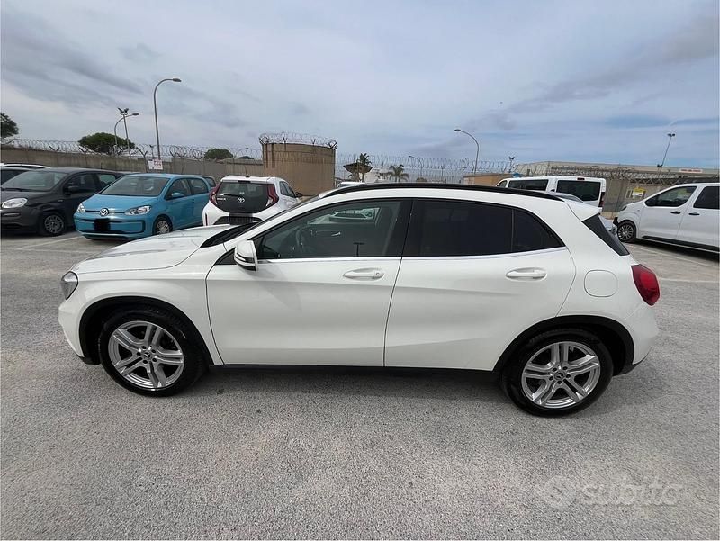 Begagnad Mercedes 180 122 HK (89 kW) 2015 Vit Sedan