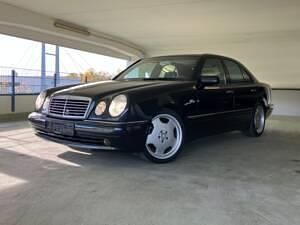 Usata Mercedes E50 AMG AMG 347 CV (255 kW) 1997 Blu Berlina