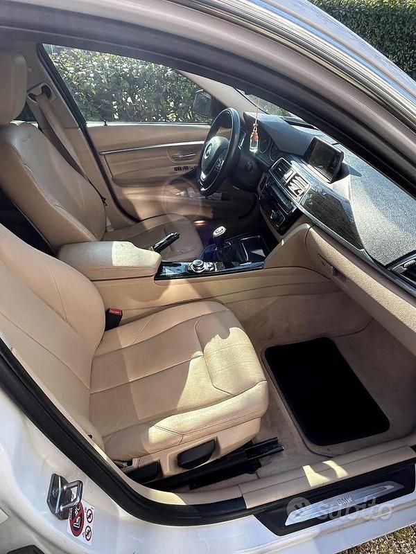 Usata BMW 320 Luxury Line 163 CV (119 kW) 2015 Bianco Station wagon