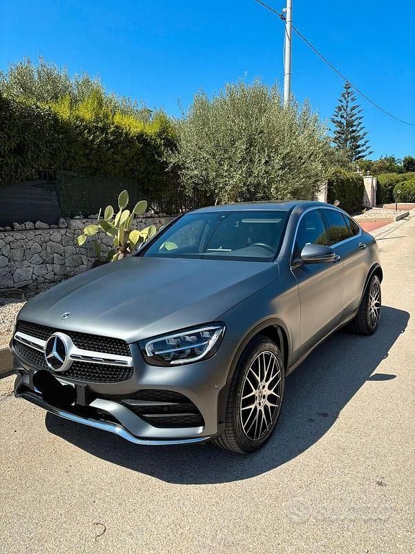 Usata Mercedes GLC300 Premium 245 CV (180 kW) 2023 Coupé
