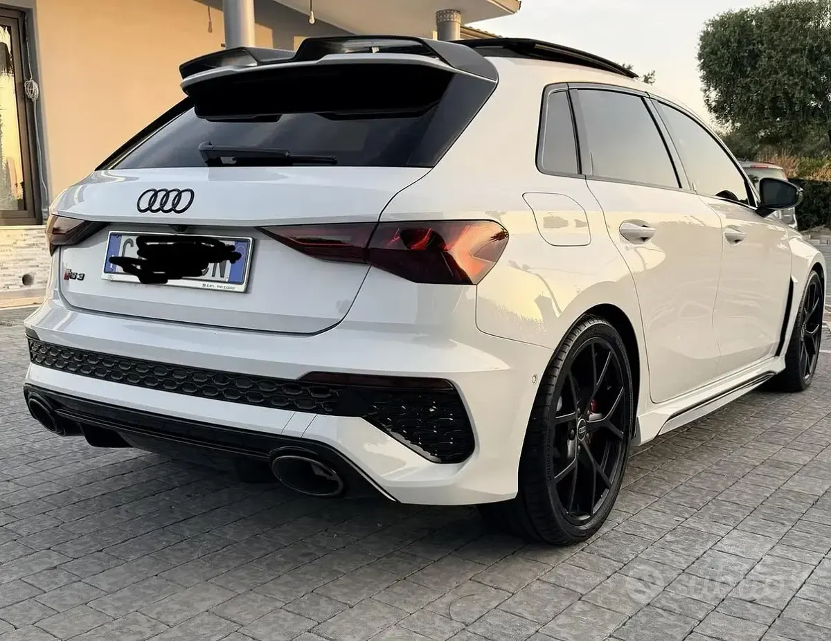 Usata Audi RS3 Design 400 CV (294 kW) 2024 Bianco Berlina