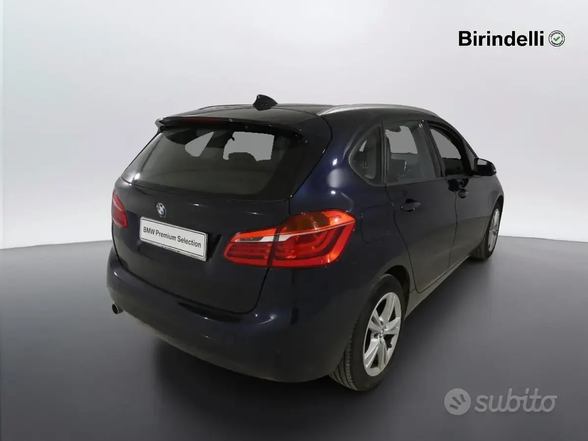 Usata BMW 218 Active Tourer Advantage 150 CV (110 kW) 2017 Blu Monovolume