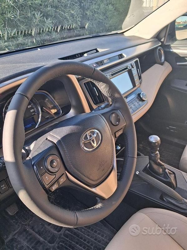 Usata Toyota RAV4 Lounge 2013 Grigio SUV